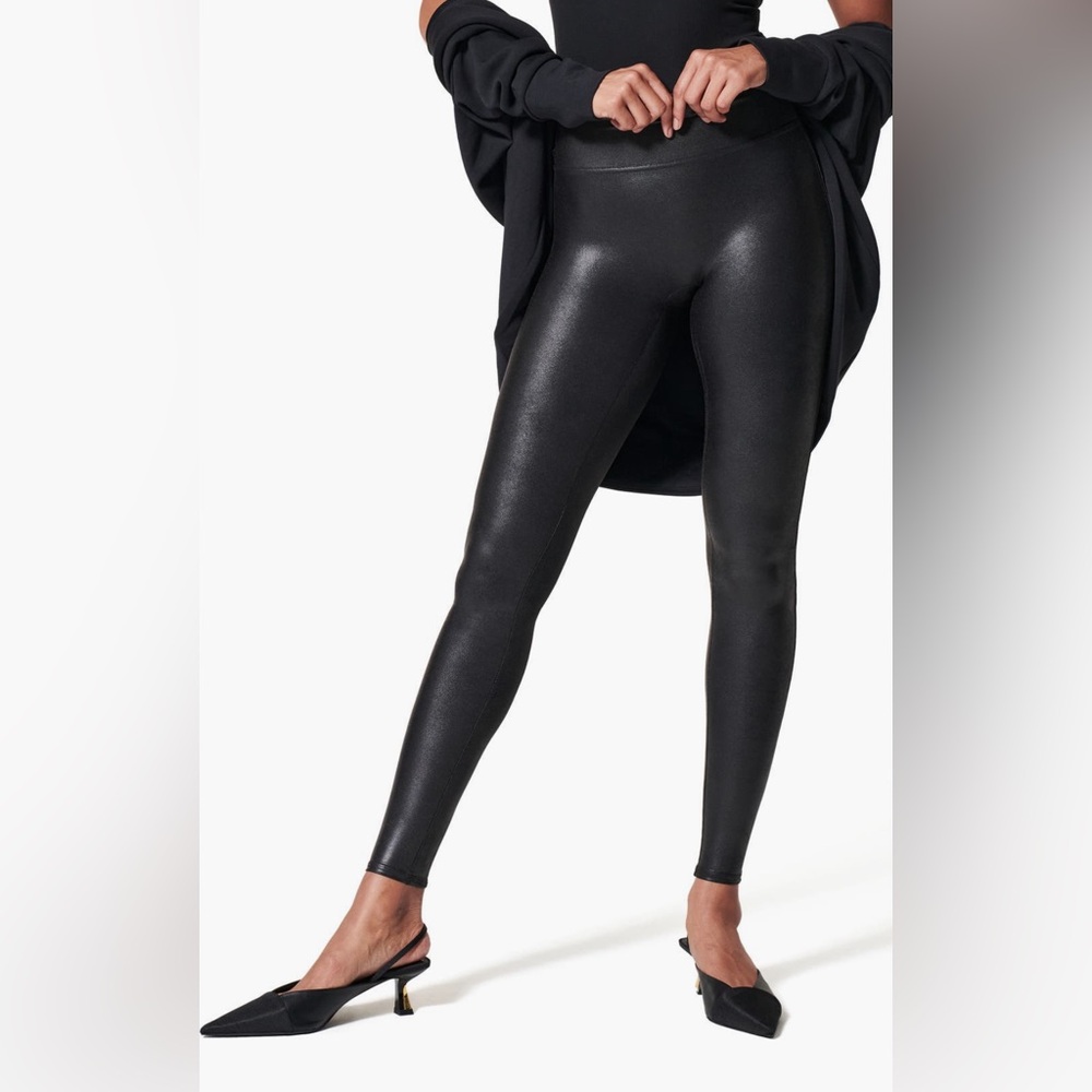 SPANX Faux Leather Leggings | Medium | Very Black